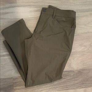 Men’s Lululemon Warpstream pants in Artifact, 34, like new, READ